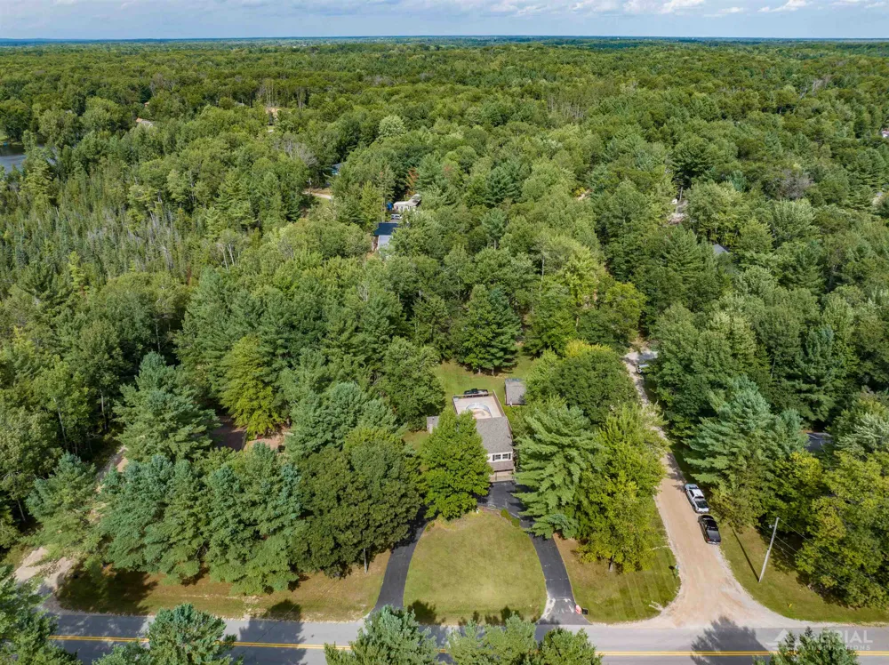 1741 Ogemaw Trail Churchill Township, MI 48661