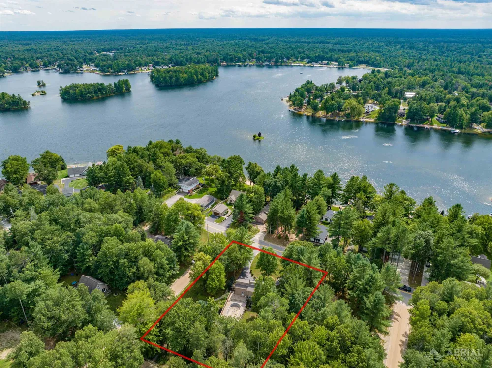 1741 Ogemaw Trail Churchill Township, MI 48661