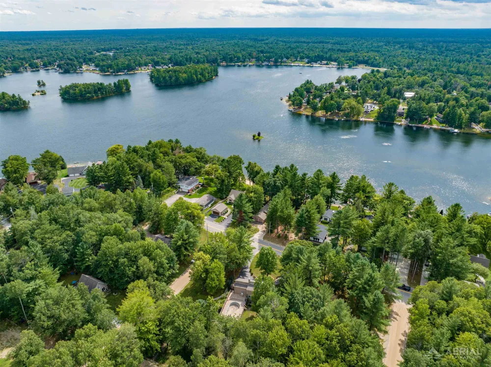 1741 Ogemaw Trail Churchill Township, MI 48661