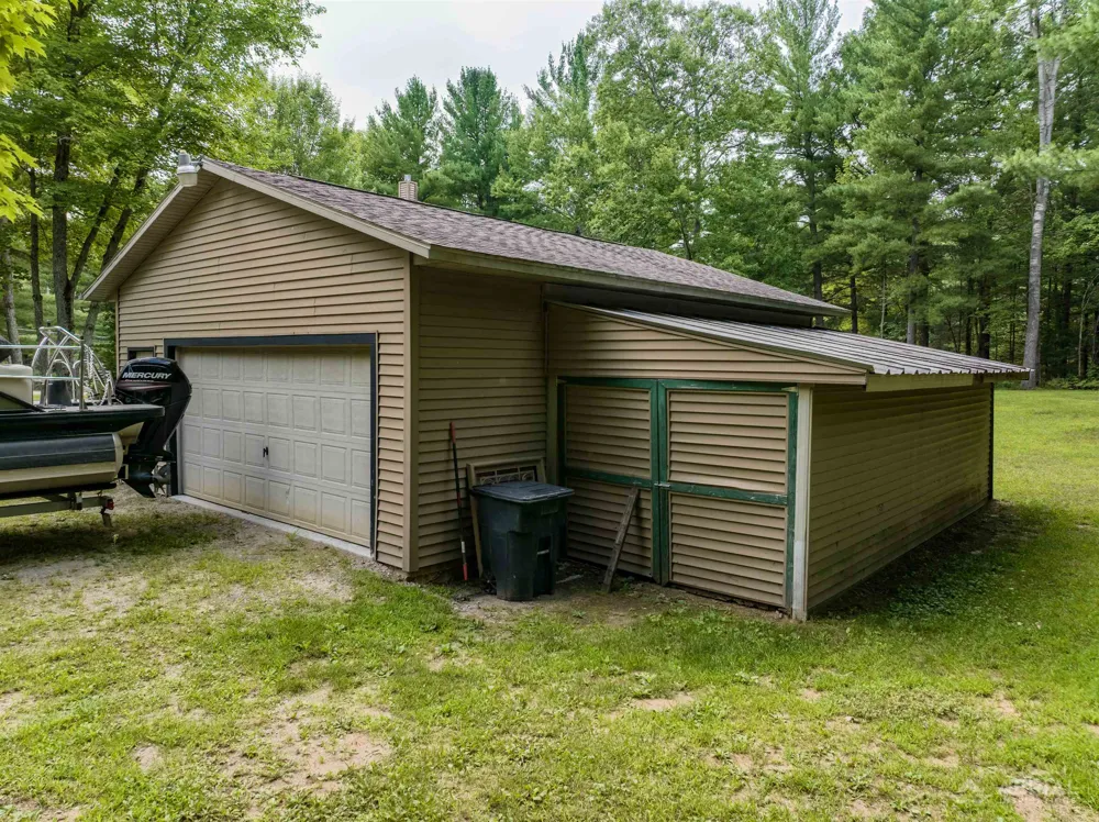 1741 Ogemaw Trail Churchill Township, MI 48661