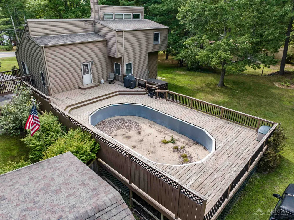 1741 Ogemaw Trail Churchill Township, MI 48661