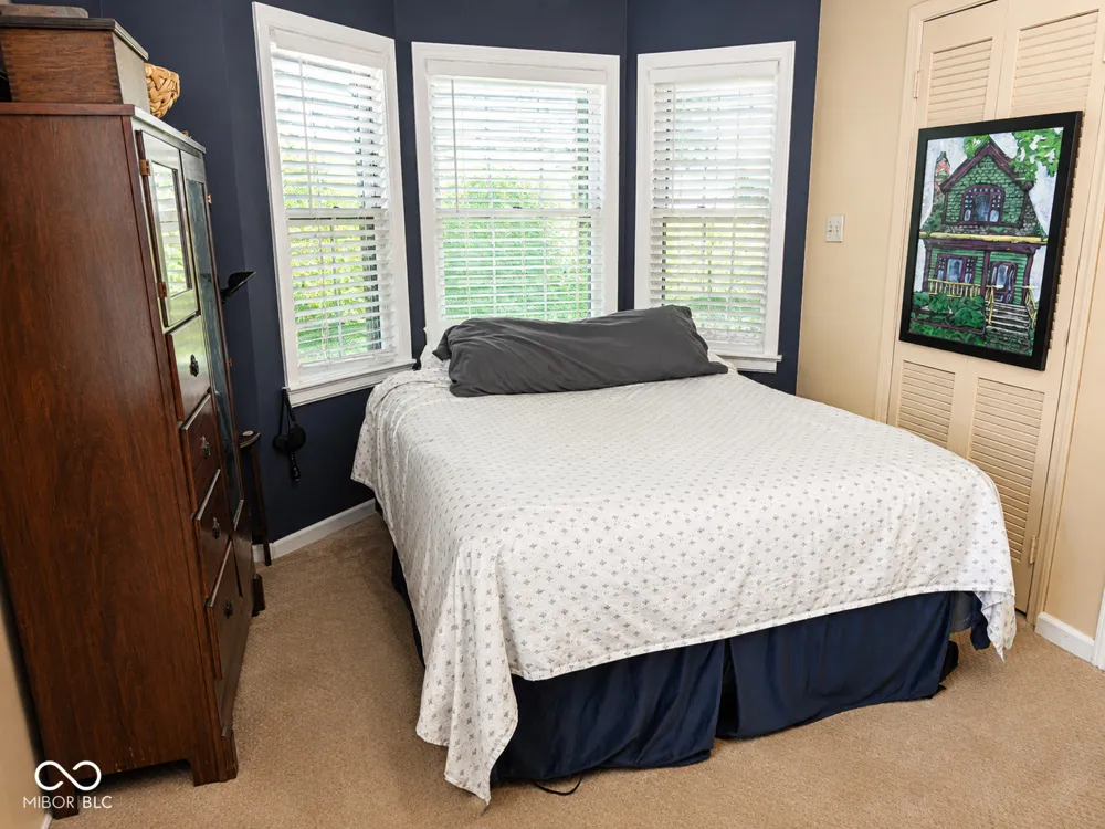 2216 Caldwell Place Columbus, IN 47201
