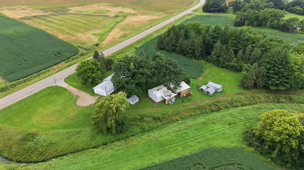 14771 295th Avenue Waseca, MN 56093