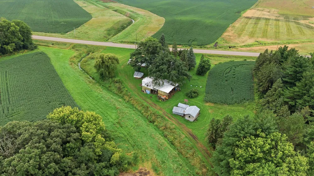 14771 295th Avenue Waseca, MN 56093