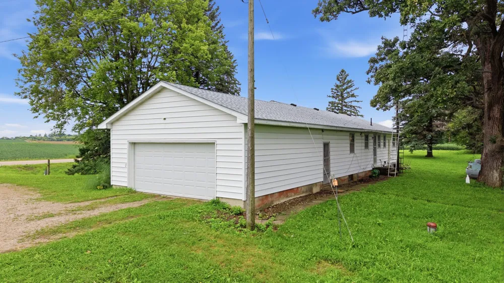14771 295th Avenue Waseca, MN 56093