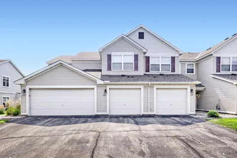 688 Cobblestone Way