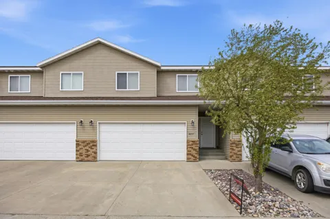 4257 Estate Drive S