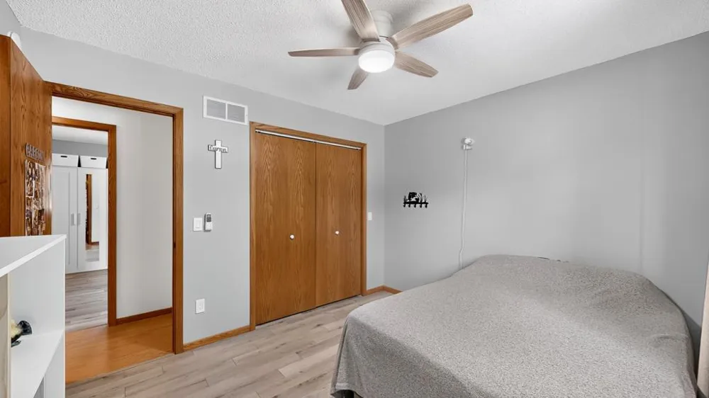 1028 W Elm Street Lake City, MN 55041
