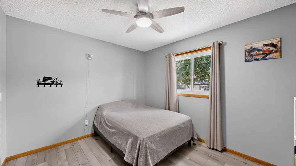 1028 W Elm Street Lake City, MN 55041