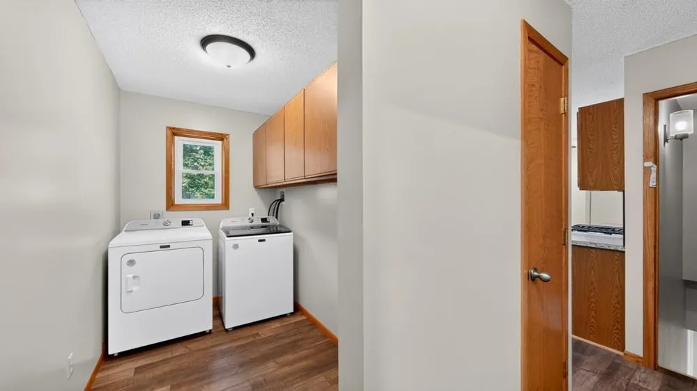 1028 W Elm Street Lake City, MN 55041