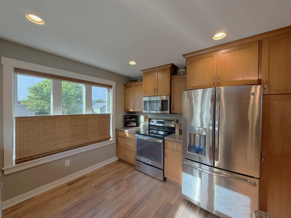 3221 Lakeridge Drive NW Rochester, MN 55901