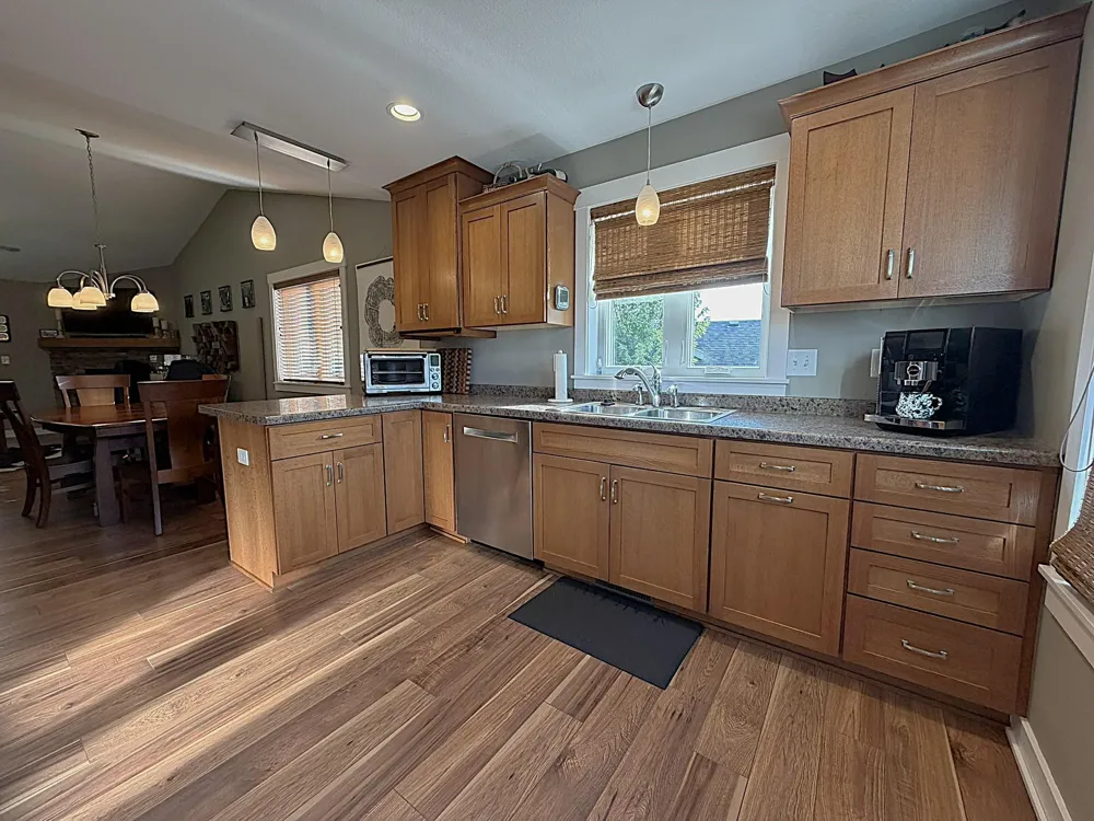 3221 Lakeridge Drive NW Rochester, MN 55901