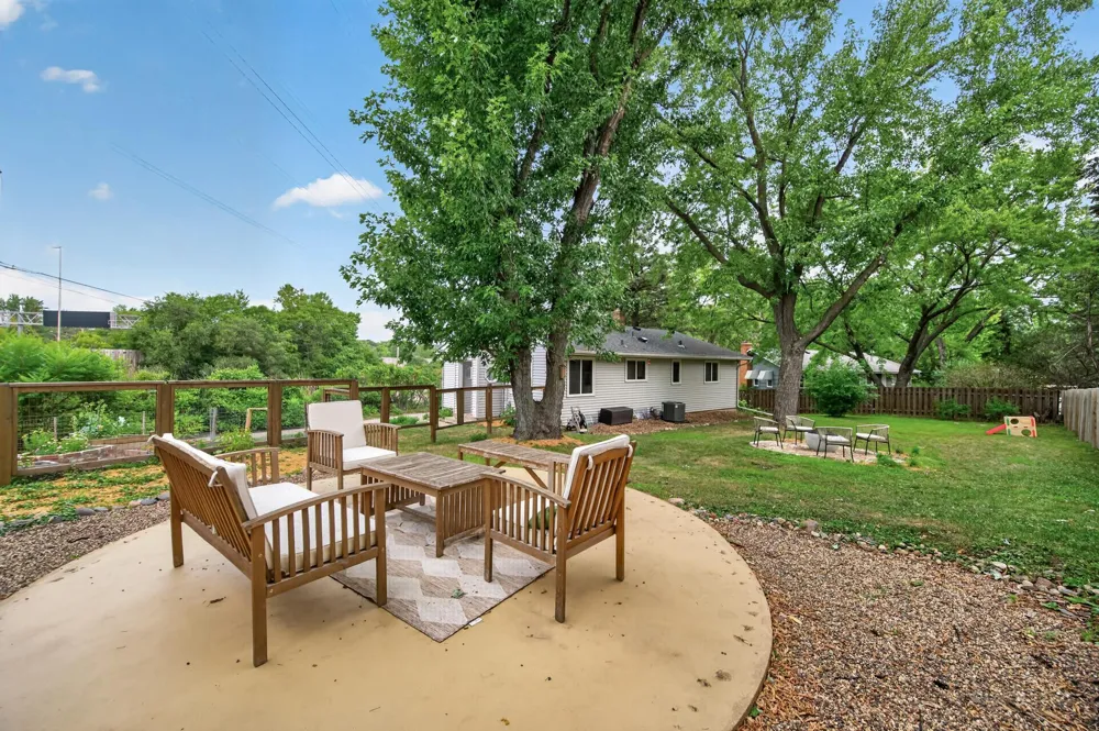5411 Baker Road Minnetonka, MN 55343