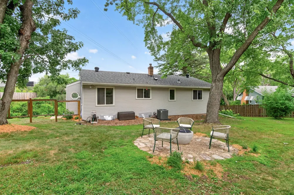 5411 Baker Road Minnetonka, MN 55343