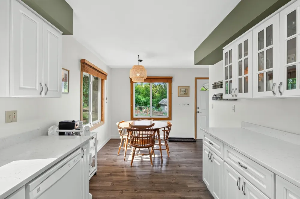 5411 Baker Road Minnetonka, MN 55343