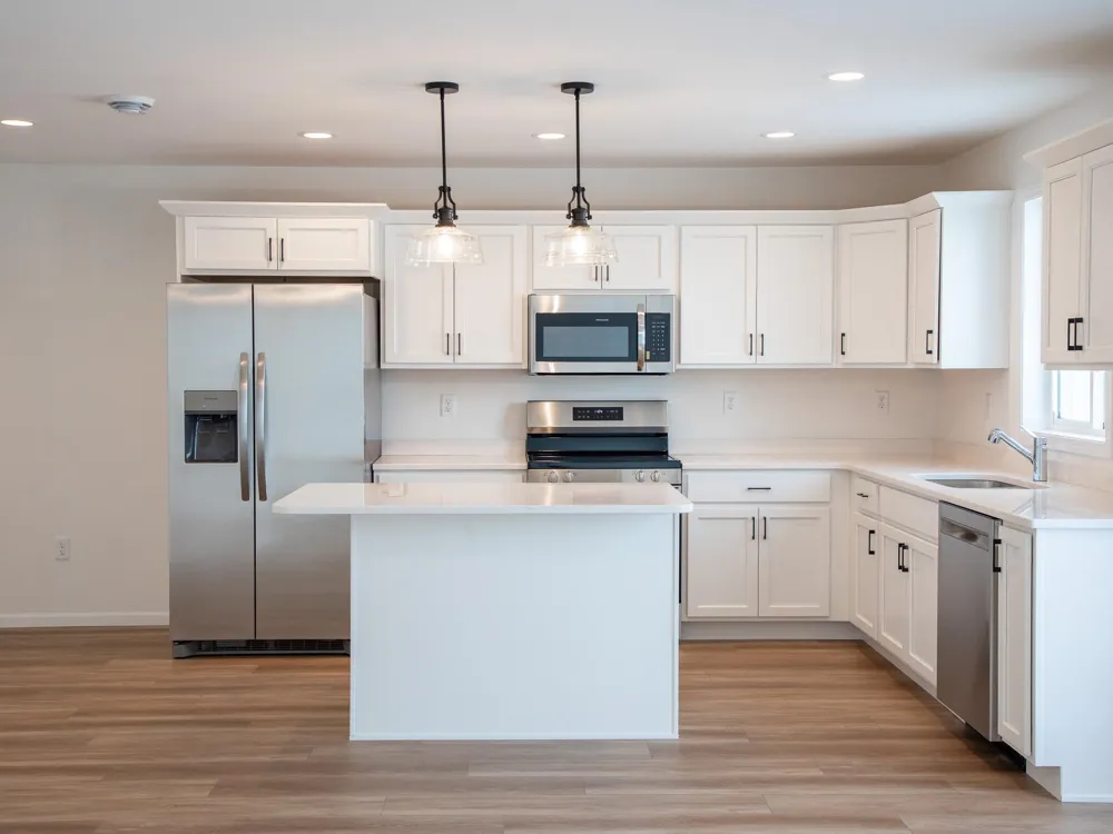1142 W 55 AVENUE West Fargo, ND 58047