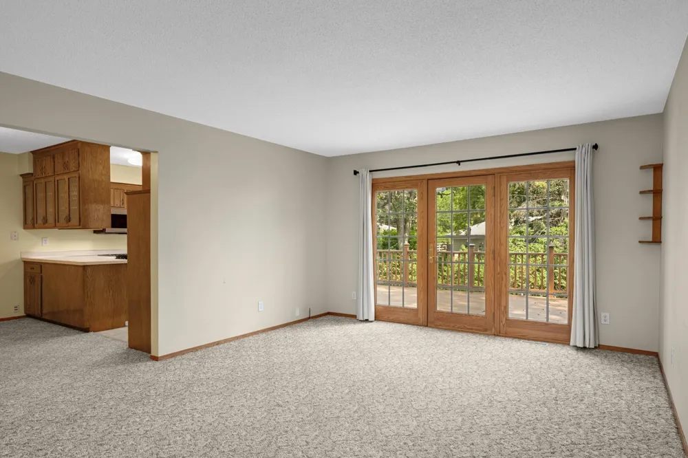 7719 Knollwood Drive Mounds View, MN 55112
