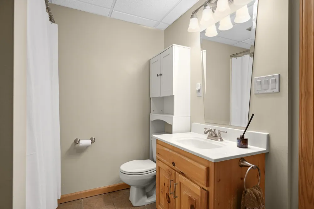 7719 Knollwood Drive Mounds View, MN 55112