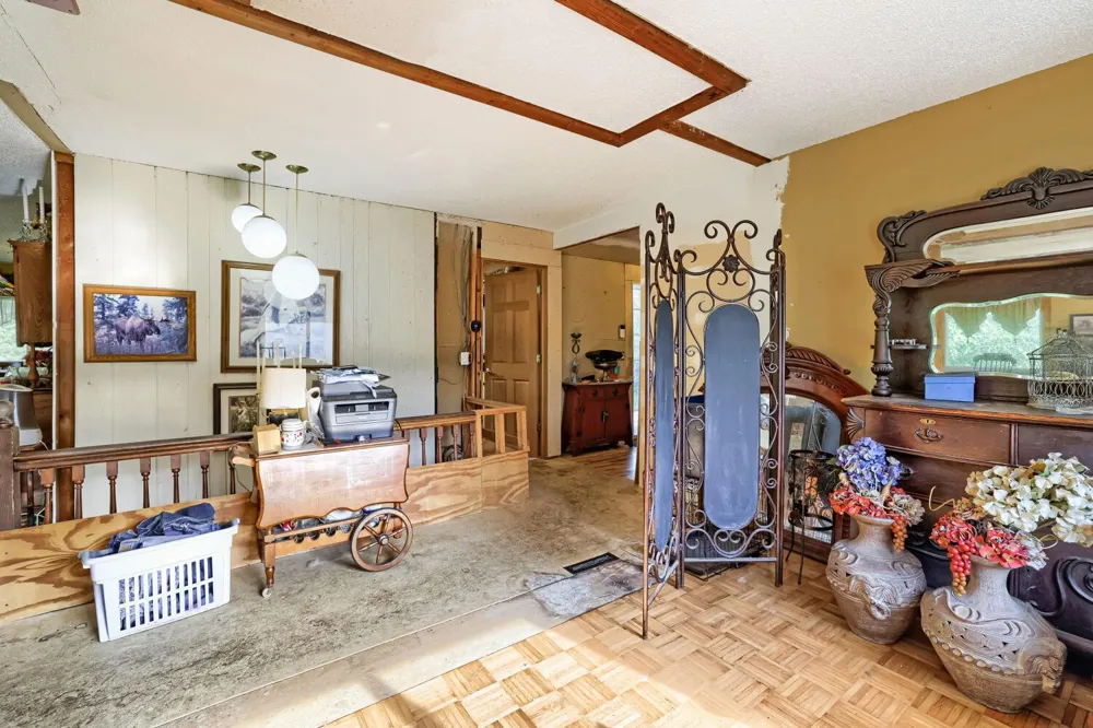 37082 Falcon Avenue North Branch, MN 55056