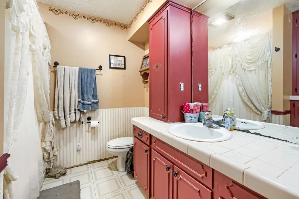 37082 Falcon Avenue North Branch, MN 55056