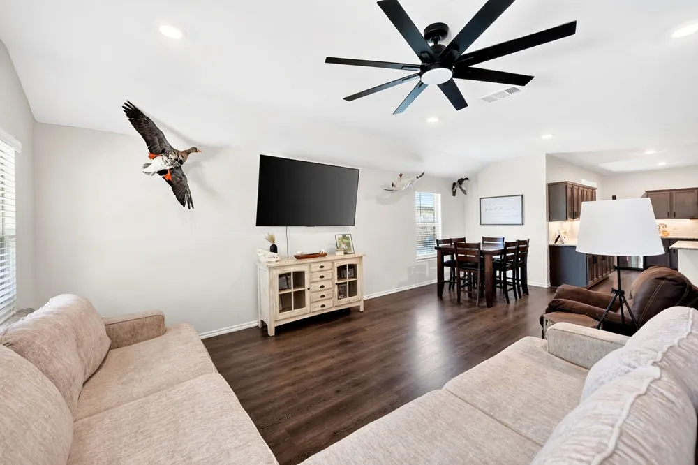 713 SADDLE HORN Royse City, TX 75189