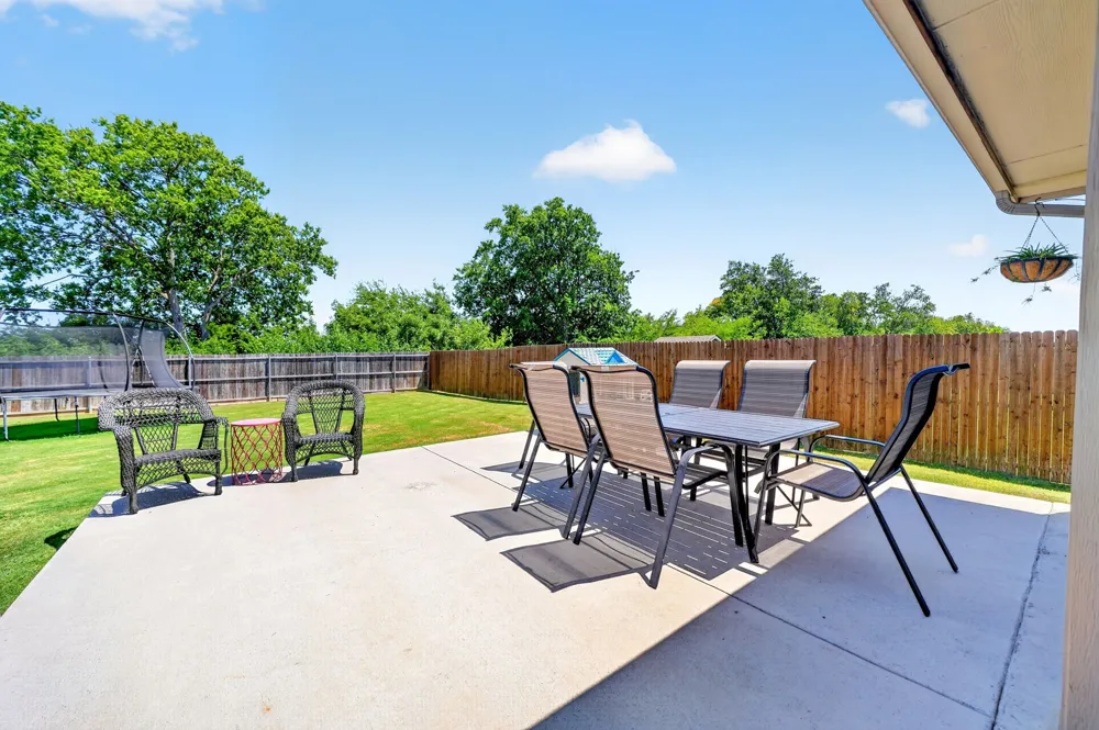 713 SADDLE HORN Royse City, TX 75189