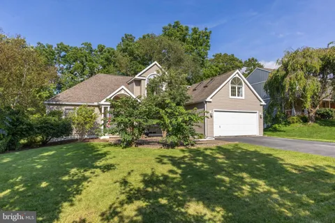 365 FARMSTEAD LANE