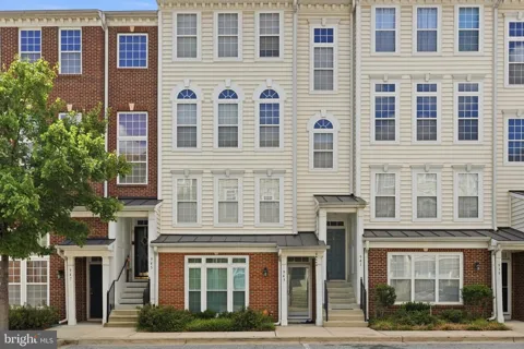 941 PINE FOREST LANE #1910