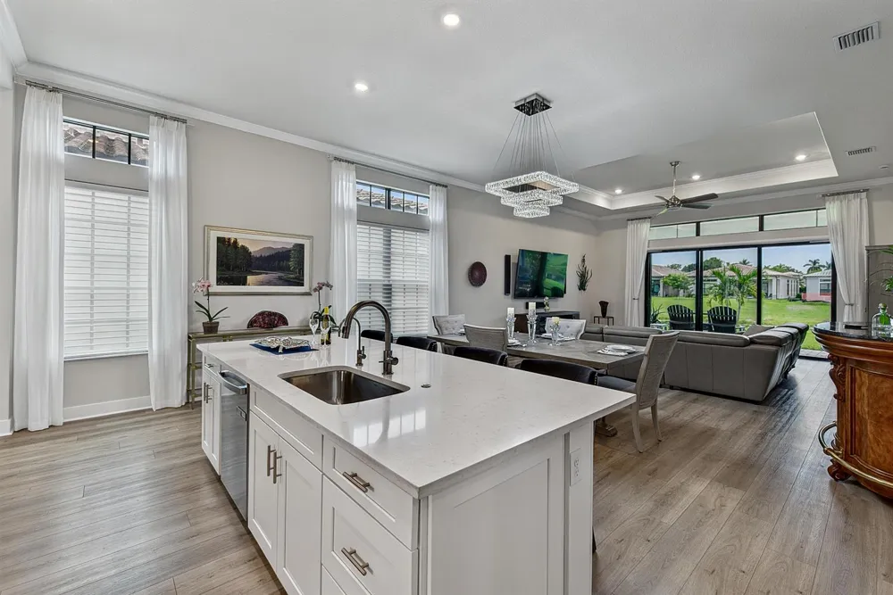 8047 JUNIPER DRIVE Parkland, FL 33067