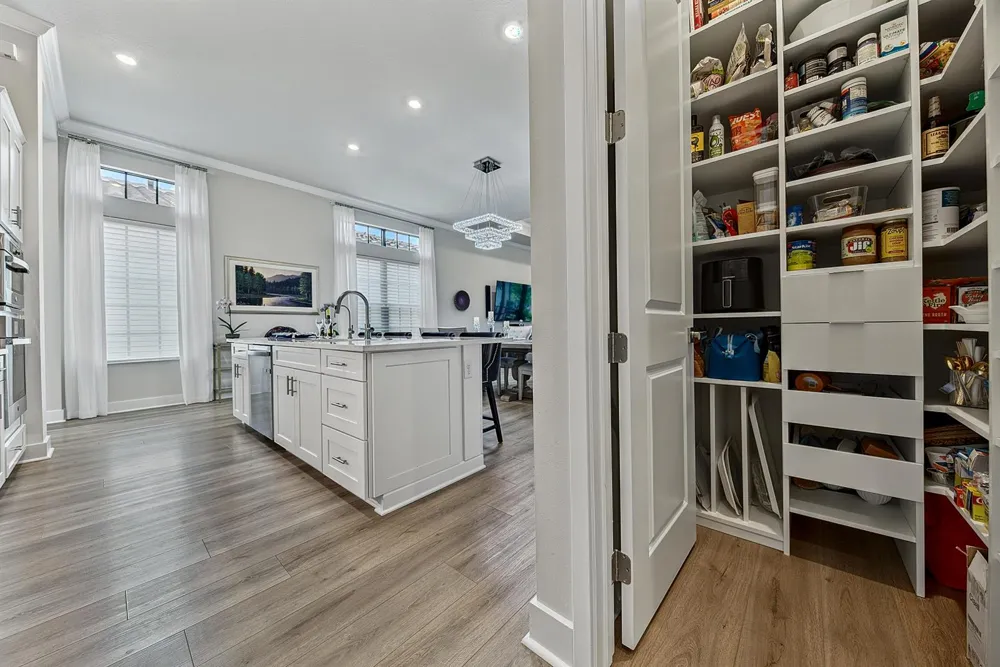 8047 JUNIPER DRIVE Parkland, FL 33067