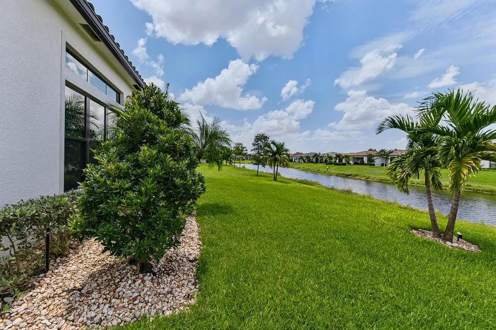 8047 JUNIPER DRIVE Parkland, FL 33067