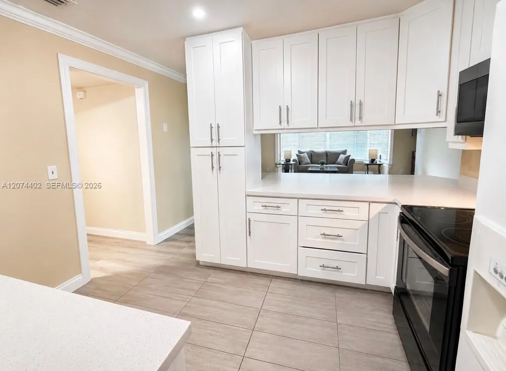 3861 NW 6th St Lauderhill, FL 33311