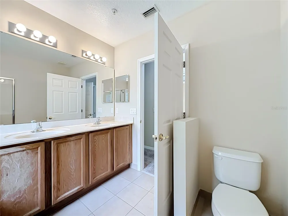 10703 REGENT SQUARE DRIVE #1801 Orlando, FL 32825