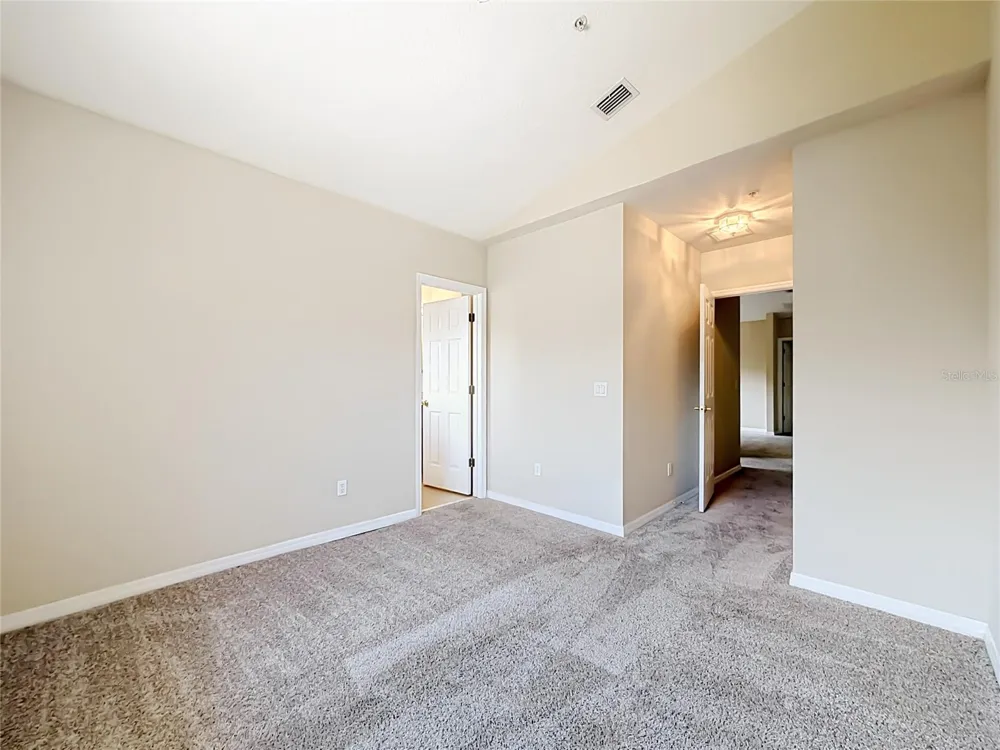 10703 REGENT SQUARE DRIVE #1801 Orlando, FL 32825