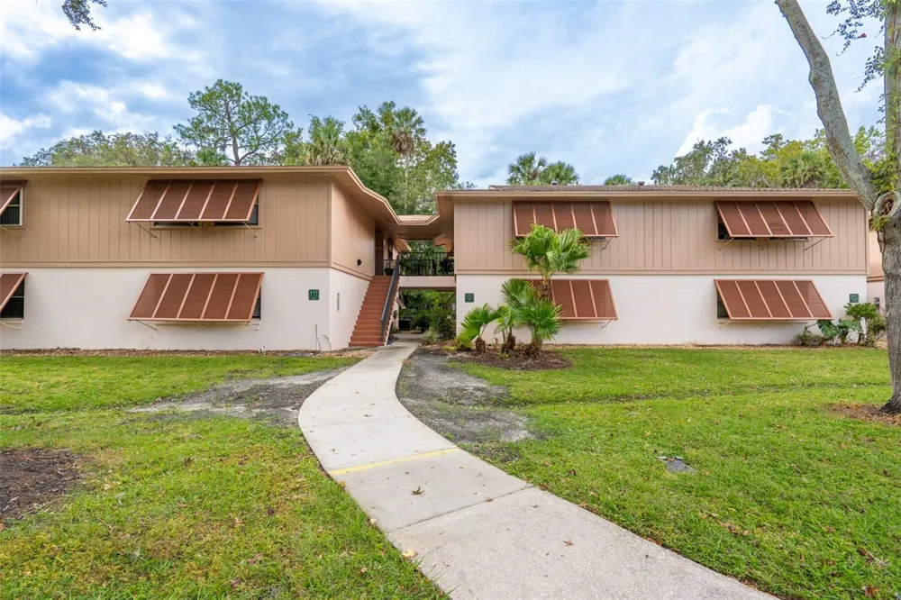 100 SWEETGUM WOODS COURT #10C Deltona, FL 32725