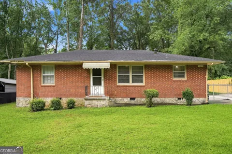 126 E Mimosa DR