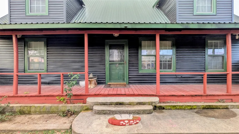 119 County Road 1812 Clifton, TX 76634