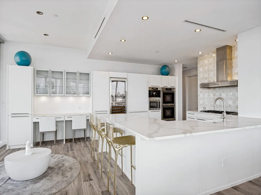 2900 McKinnon Street #2301 Dallas, TX 75201