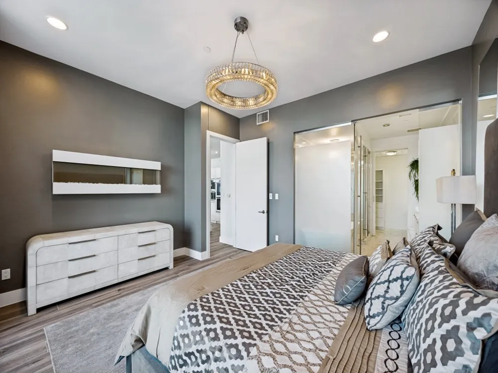 2900 McKinnon Street #2301 Dallas, TX 75201
