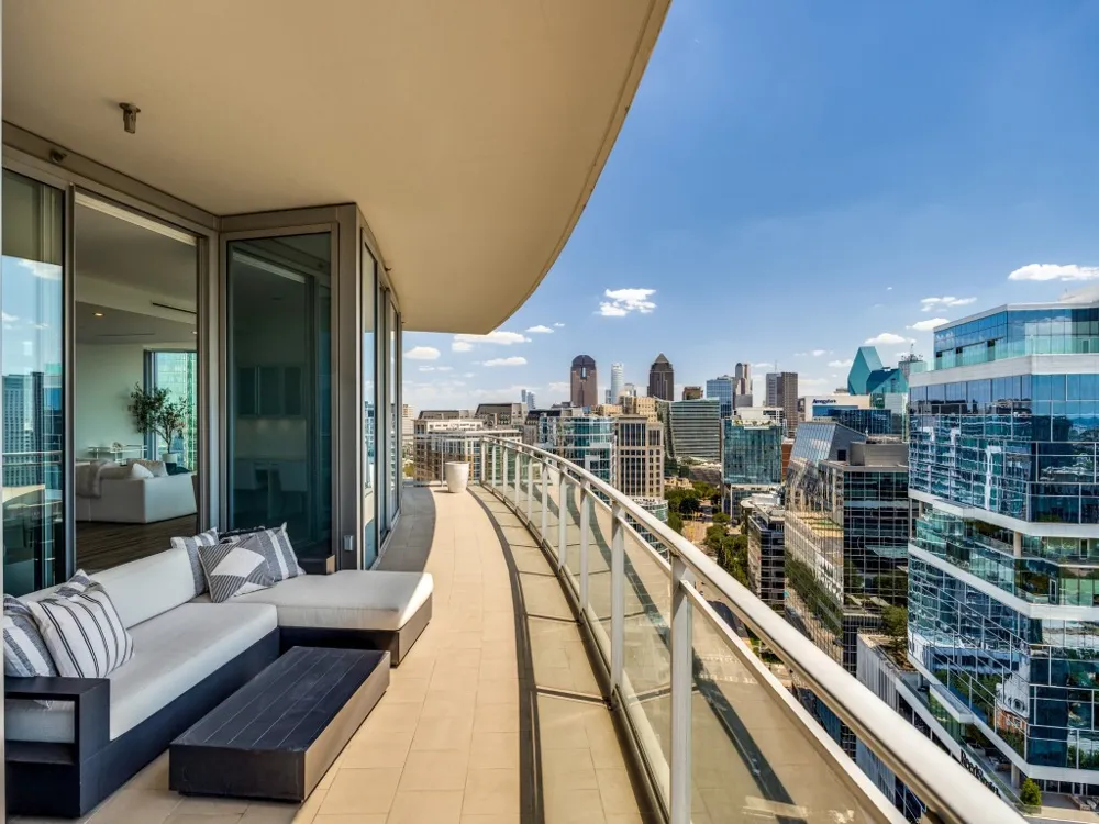 2900 McKinnon Street #2301 Dallas, TX 75201