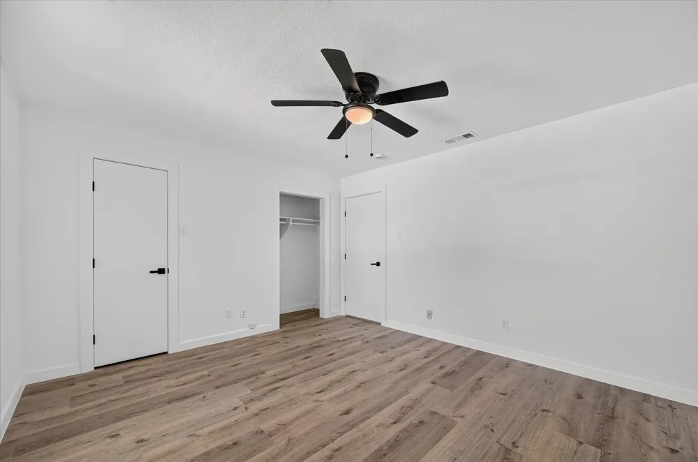 620 Royal Crest Drive Richardson, TX 75081