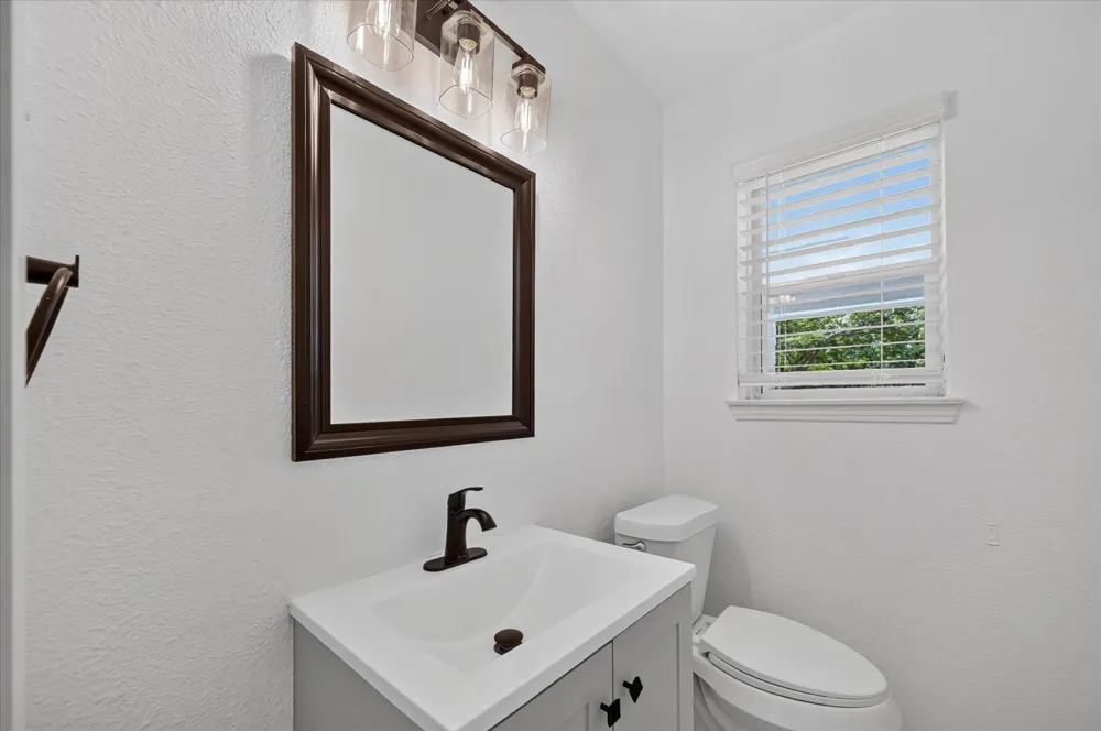620 Royal Crest Drive Richardson, TX 75081