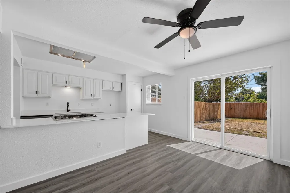 620 Royal Crest Drive Richardson, TX 75081