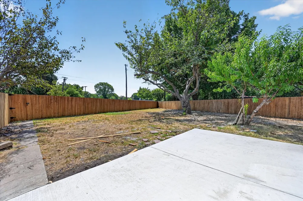 620 Royal Crest Drive Richardson, TX 75081