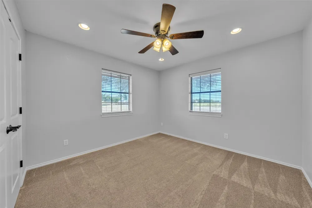 805 S Swanson Road Mineral Wells, TX 76067