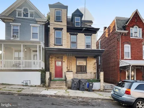 362 LOCUST STREET