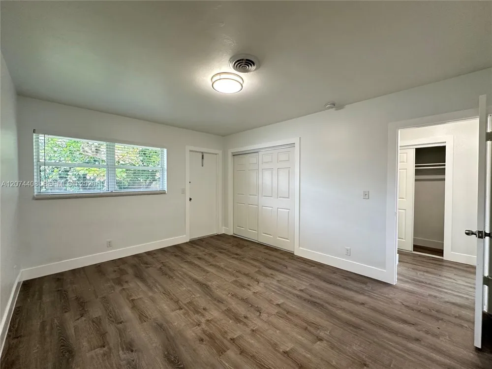2436 Van Buren St #6 Hollywood, FL 33020