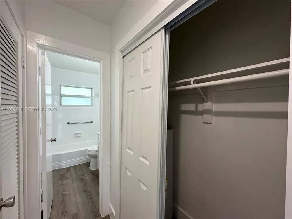 2436 Van Buren St #6 Hollywood, FL 33020