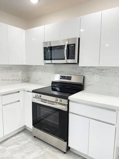2057 Washington Ave #2 Opa-Locka, FL 33054