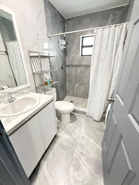 2057 Washington Ave #2 Opa-Locka, FL 33054